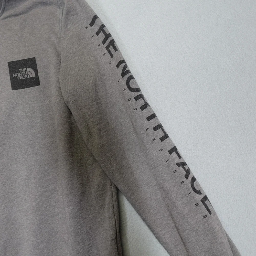 The North Face Sweatshirt Mens M Gray Box Logo Sleeve Graphic Pullover Fleece